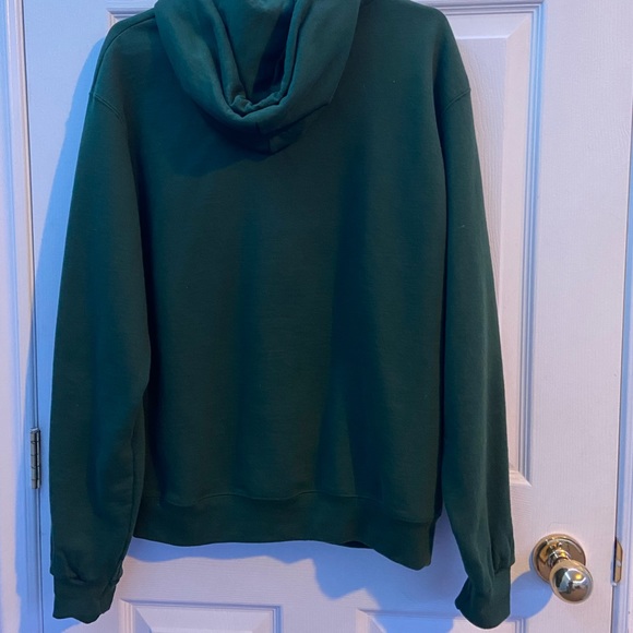 Champion Sweater - Picture 5 of 5